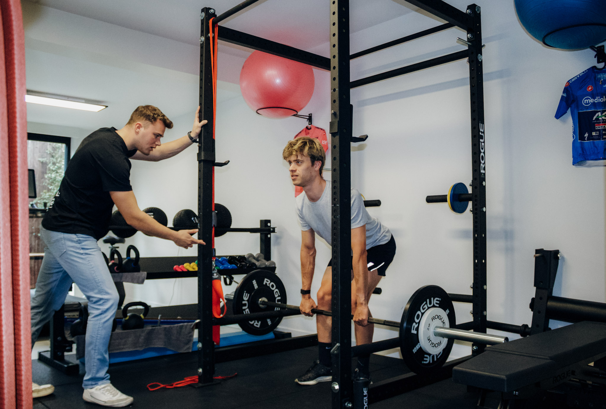 Oefentherapie voor schouderpijn en schouderrevalidatie bij Thrive Herzele